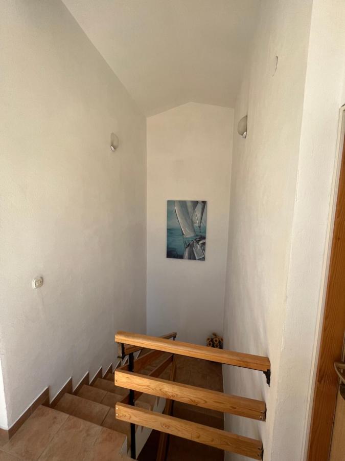 Apartments And Rooms Markovski Palit Exterior photo