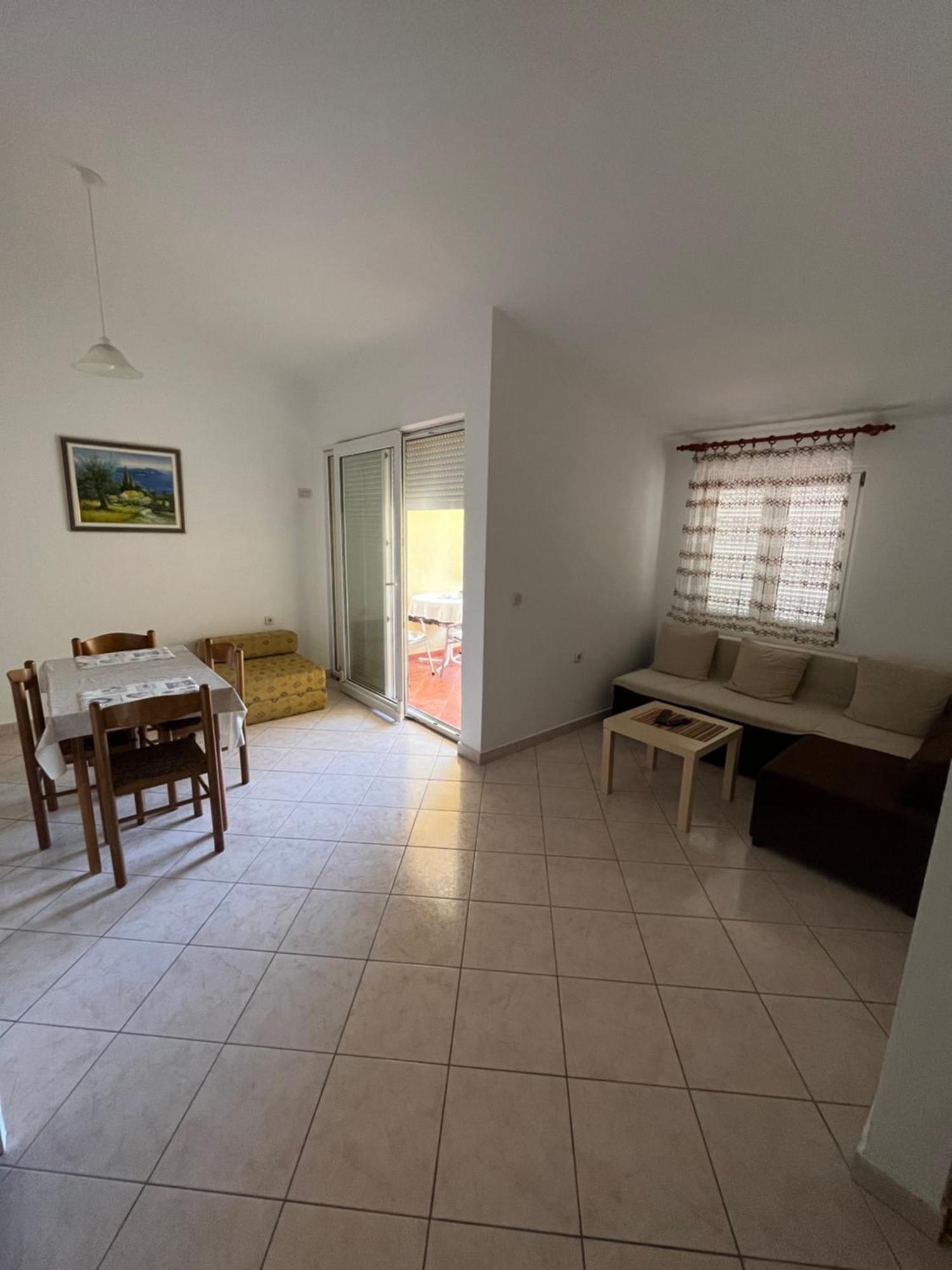 Apartments And Rooms Markovski Palit Exterior photo